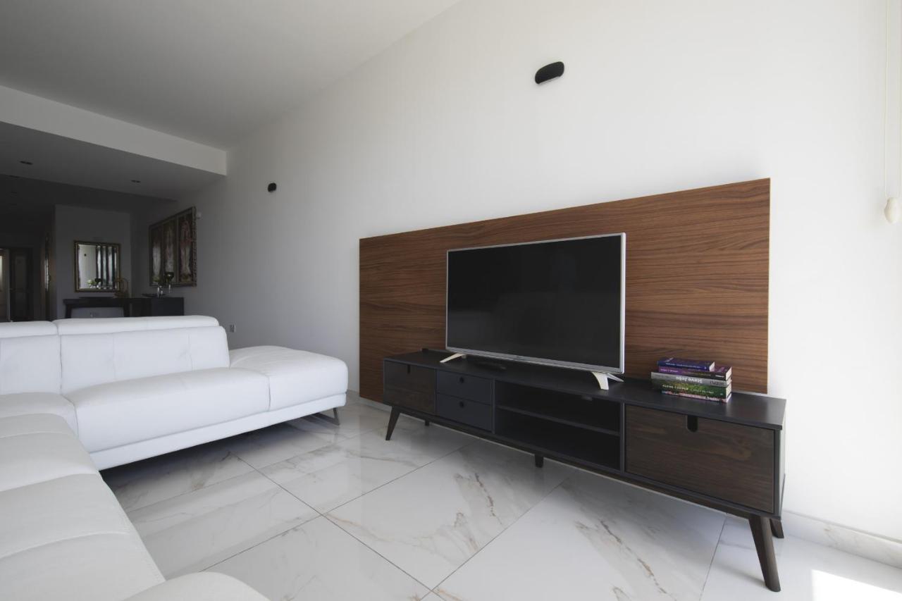 Luxurious 3 Bedroom Apartment With Breathtaking Views - Mmai1-1 Saint Julian's Exterior photo