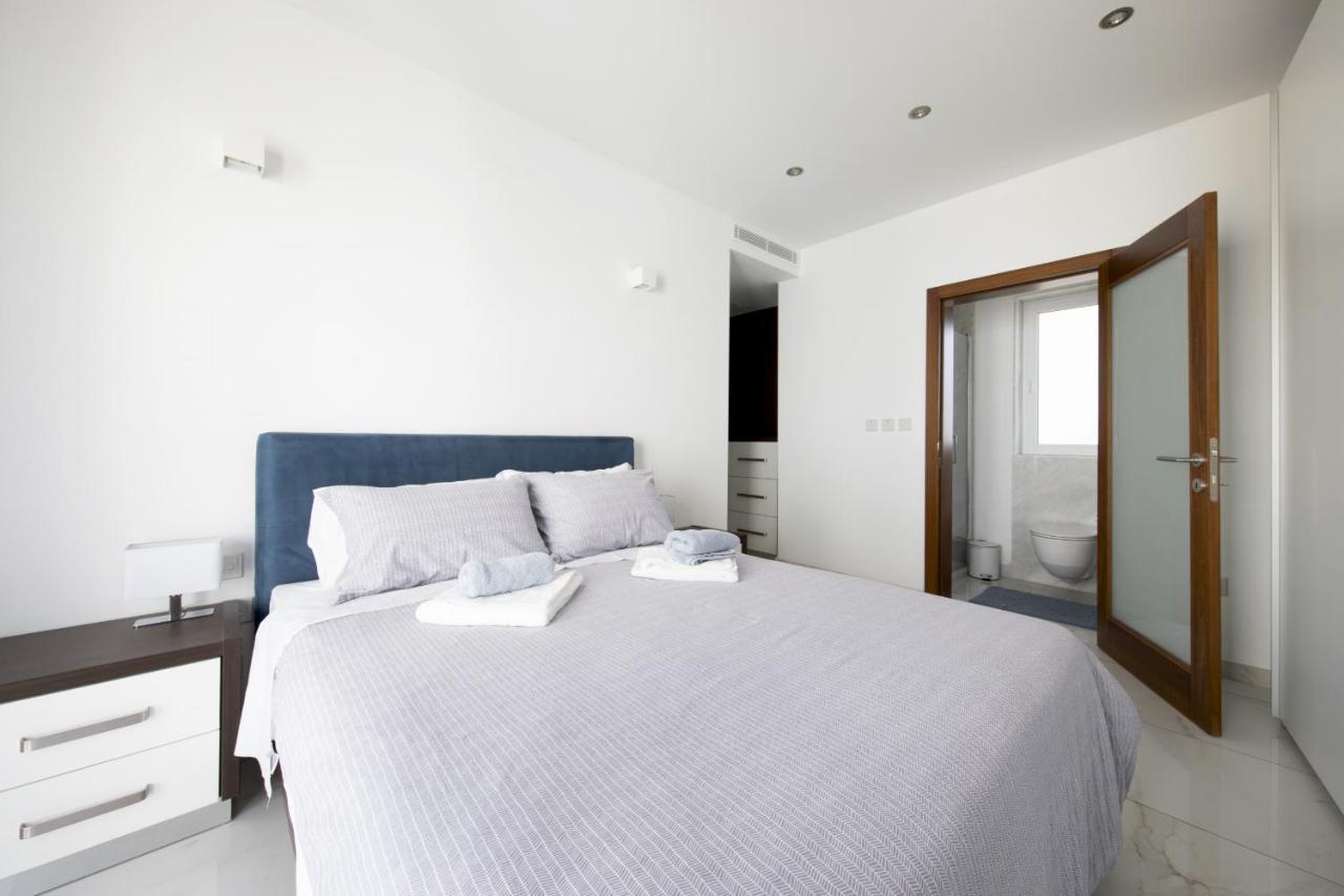 Luxurious 3 Bedroom Apartment With Breathtaking Views - Mmai1-1 Saint Julian's Exterior photo